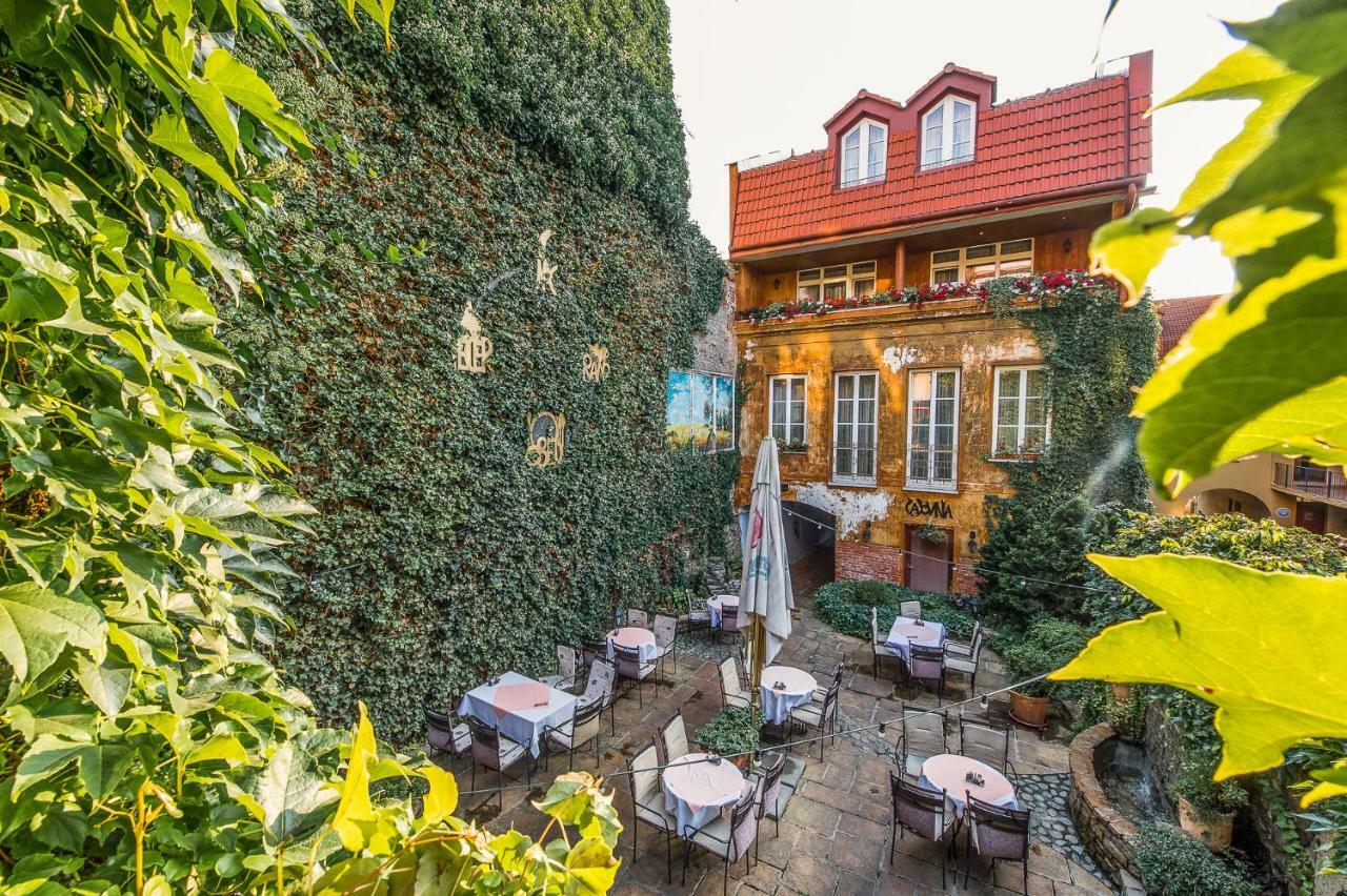 Boutique Hotel Carpe Diem Prešov Exterior foto